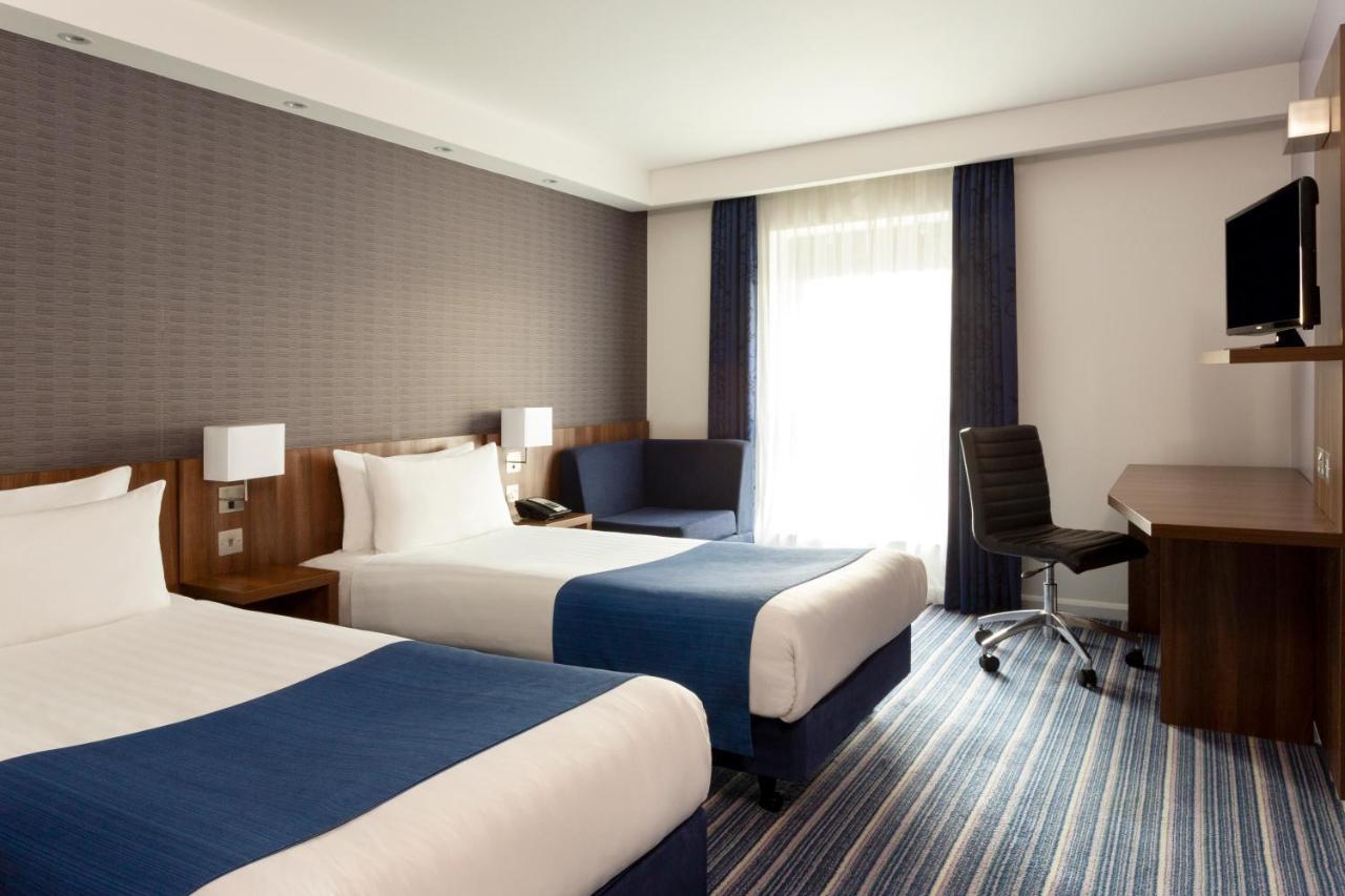 Holiday Inn Express Dunstable, An Ihg Hotel Kültér fotó