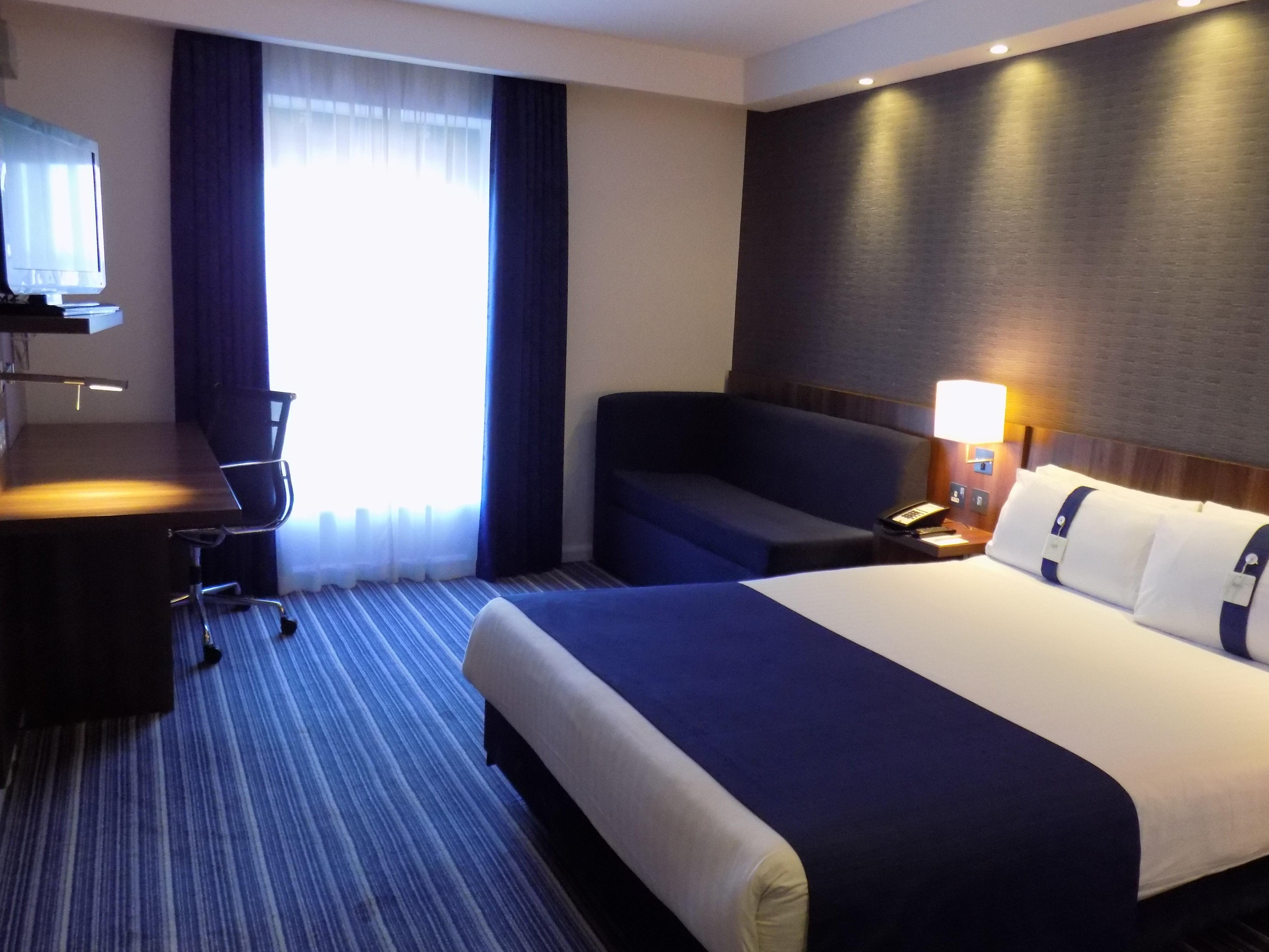 Holiday Inn Express Dunstable, An Ihg Hotel Kültér fotó