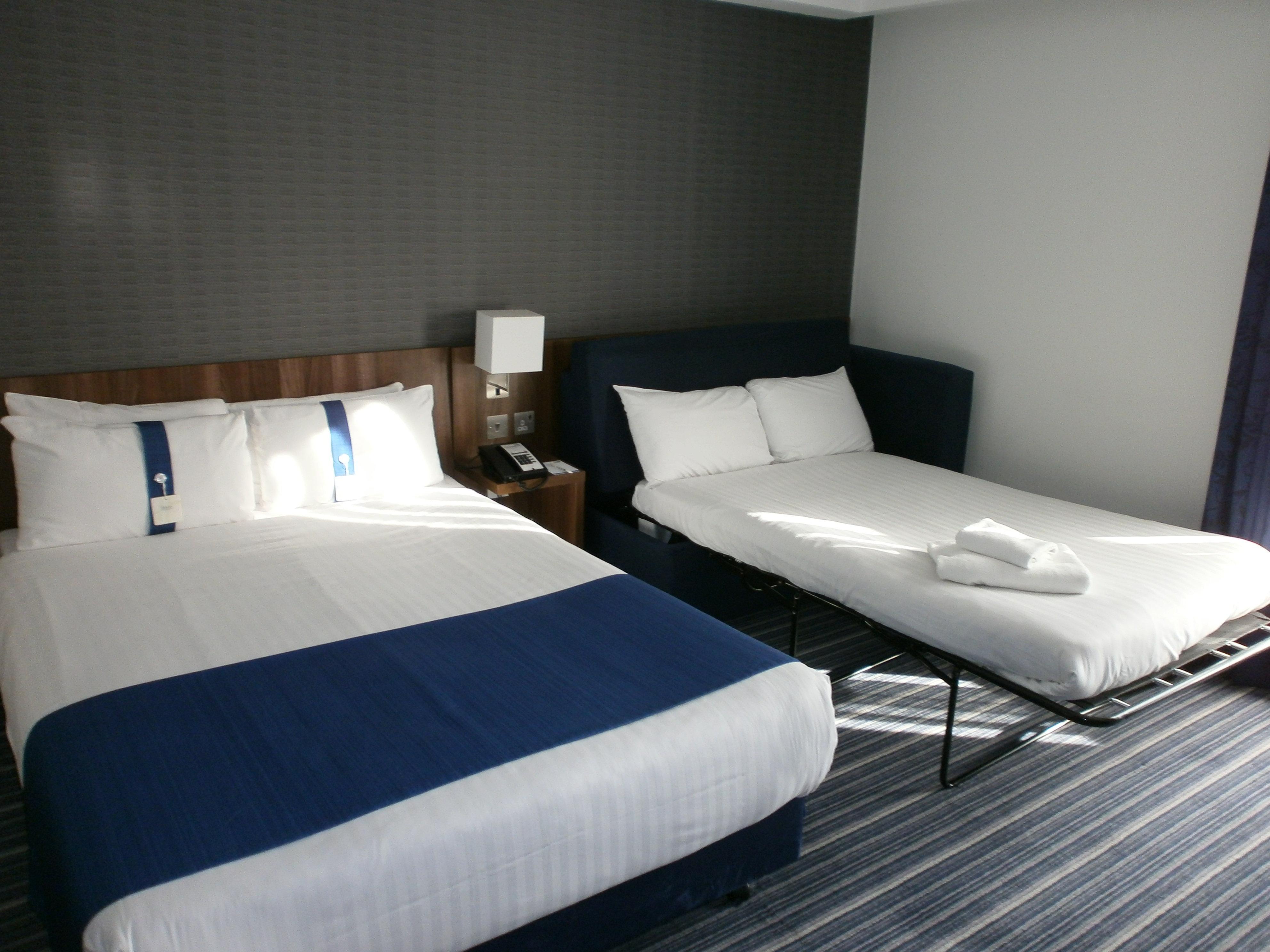 Holiday Inn Express Dunstable, An Ihg Hotel Kültér fotó