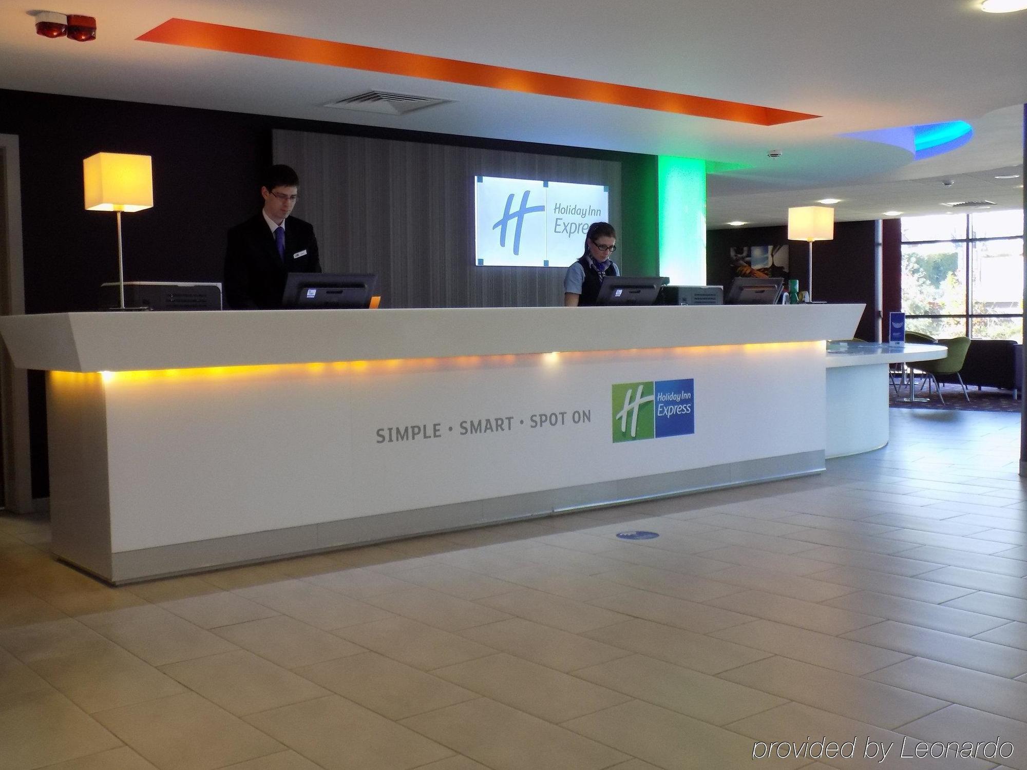 Holiday Inn Express Dunstable, An Ihg Hotel Kültér fotó