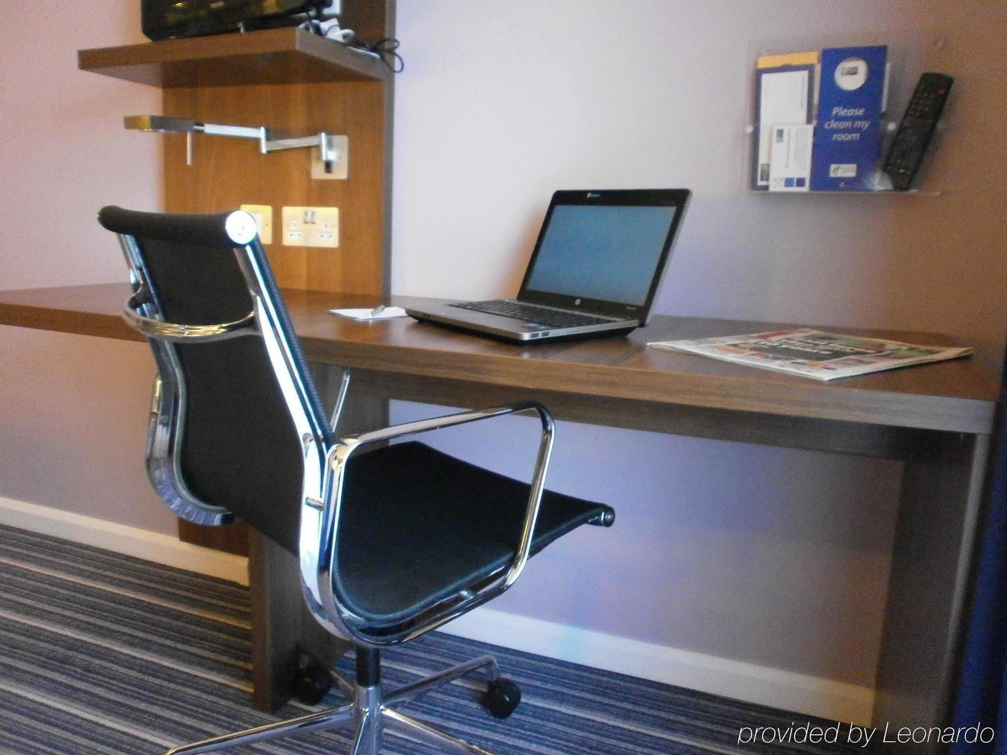 Holiday Inn Express Dunstable, An Ihg Hotel Kültér fotó